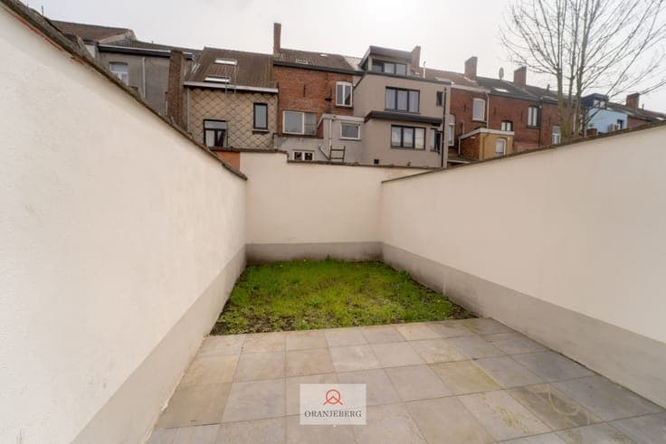 Woning met 4 slaapkamers en tuin