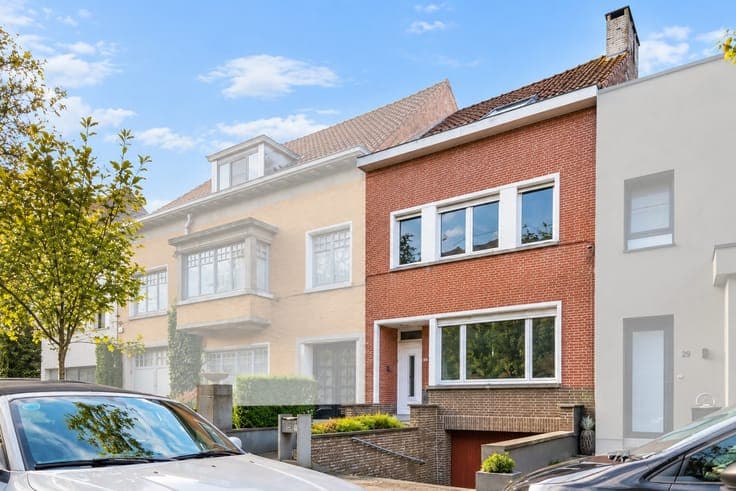 House to renovate for sale in Gent