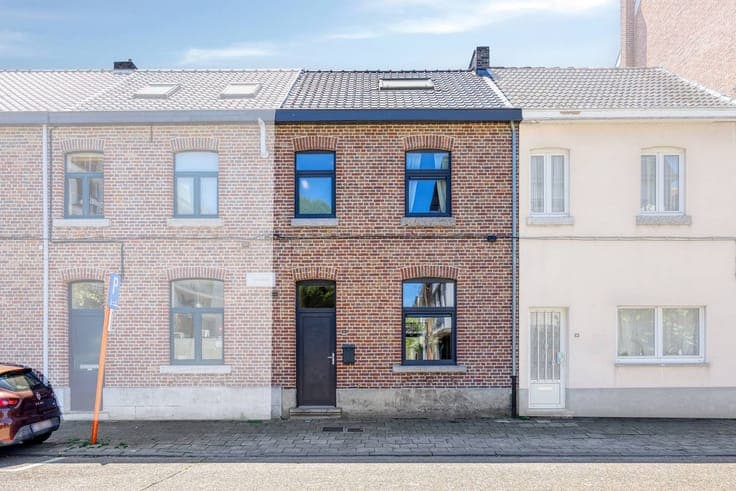 Ready to move into 3 bedroom townhouse in Runkst