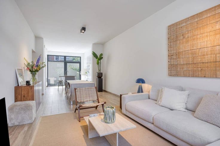 Ready to move into 3 bedroom townhouse in Runkst