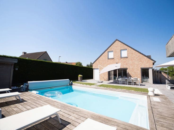 House in Estaimbourg