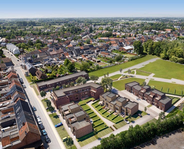 SEMI-OPEN-PLAN 4-BEDROOM HOUSE IN LOKEREN