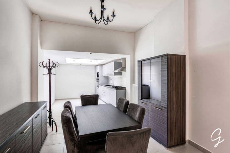 TOWNHOUSE WITH EXPANSION POTENTIAL IN THE HEART OF GERAARDSB