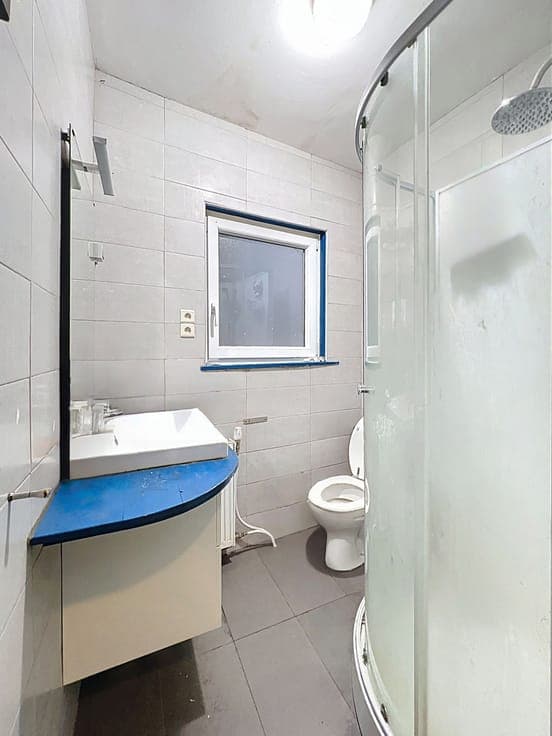 FERNAND COCQ – Spacious 6 bedroom-house FOR SALE