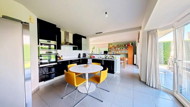 Ruime woning met 3 slaapkamers met prachtig zicht op de K...