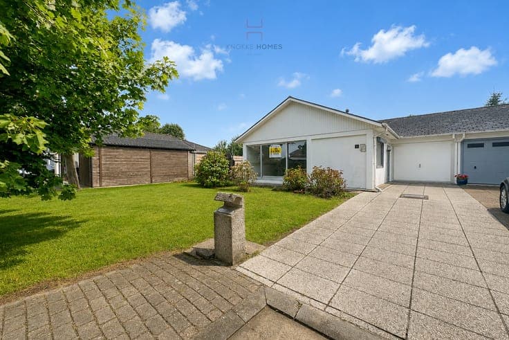 Charmante bungalow met renovatiepotentieel op een mooi pe...