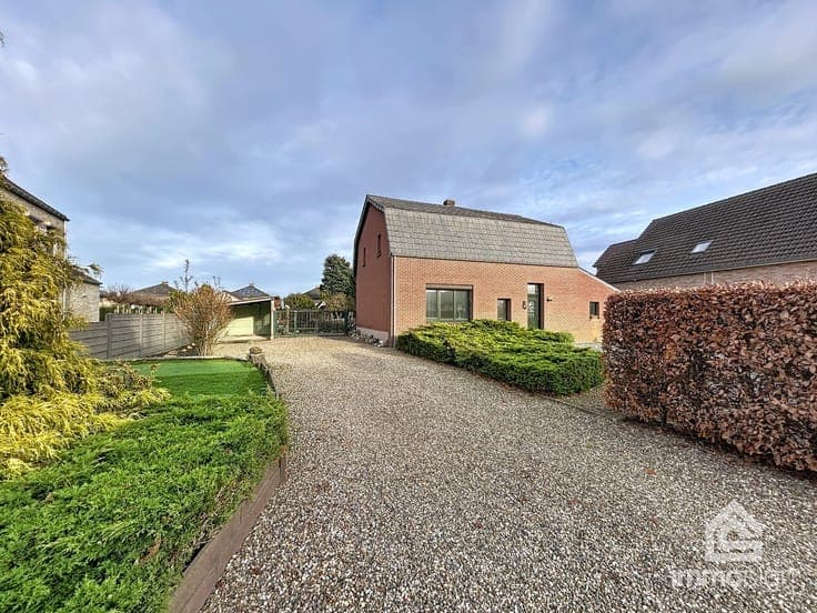 Karaktervolle gezinswoning op ruim perceel in rustige omg...