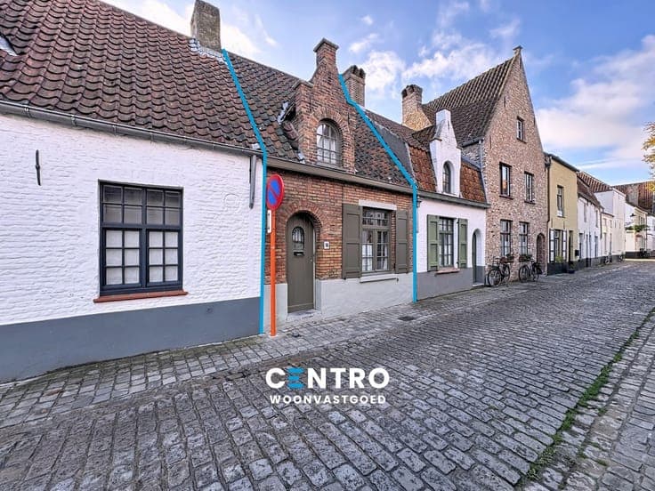 CHARMANTE woning in het Guido Gezellekwartier te Brugge!
