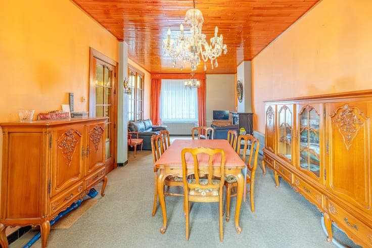4-bedroom house with courtyard in Liège
