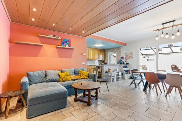 Spacious house with commercial space for sale in De Panne!