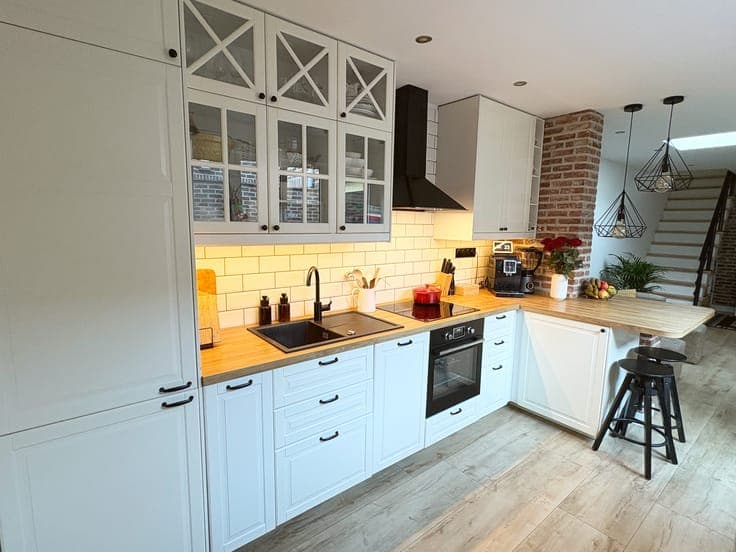 Premium renovated single-family home in the heart of Hamme