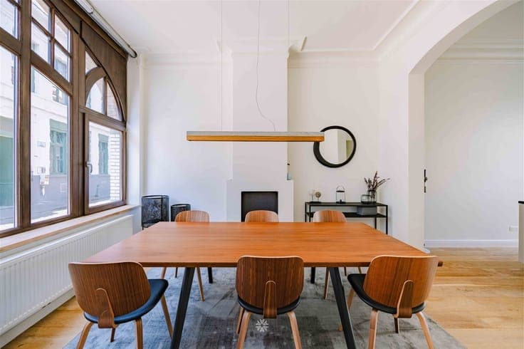 Renovated civilian home in Prinsenhof with large terrace