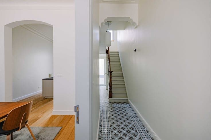 Renovated civilian home in Prinsenhof with large terrace