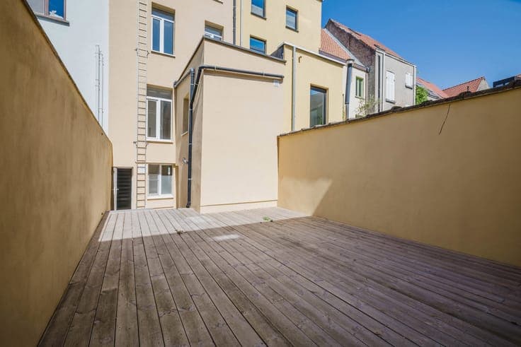 An investment property with 5 rooms and 1 studio in Ledeberg