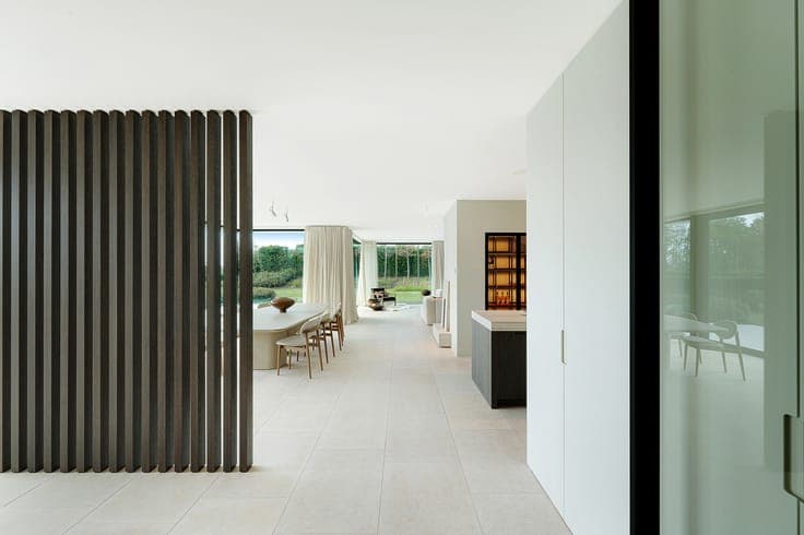Luxury villa for sale in Knokke with open views over the fie