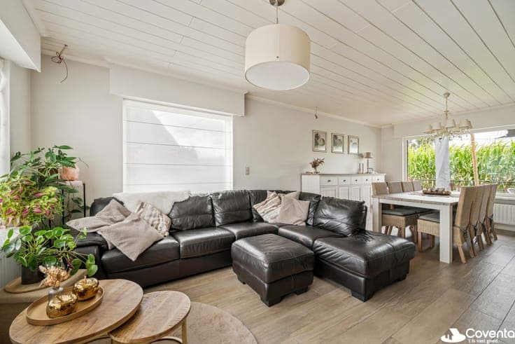 Landelijk gelegen woning met 4 slaapkamers op 3.355 m² in...