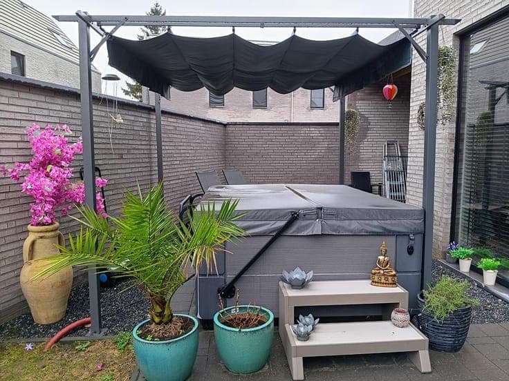 Moderne, zonnige en trendy BEN- woning met 4 slpk en tuin