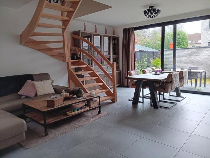 Moderne, zonnige en trendy BEN- woning met 4 slpk en tuin