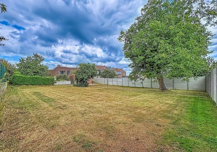 SPACIEUSE ET TRES BONNE MAISON 4F DE TYPE PLAIN-PIED