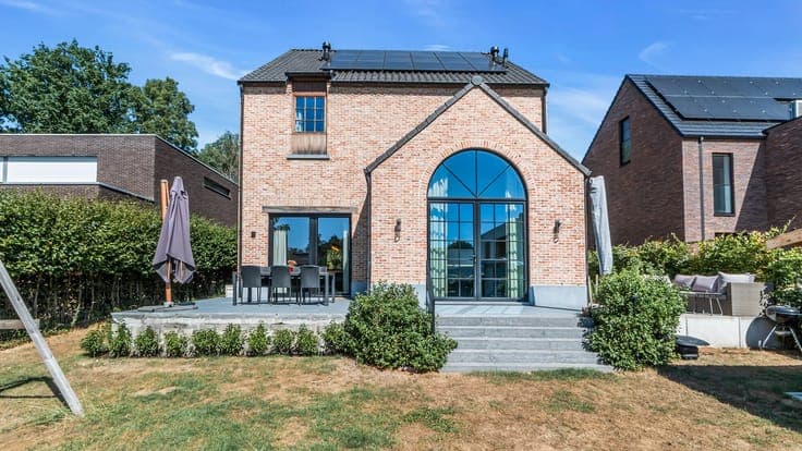 Pellenberg - spacious villa 4 bedrooms with landscaped garde