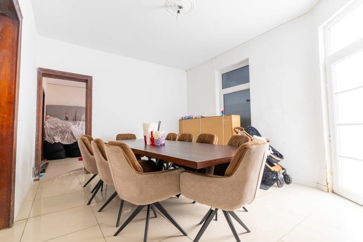 Renovation Property with Terrace in Bever