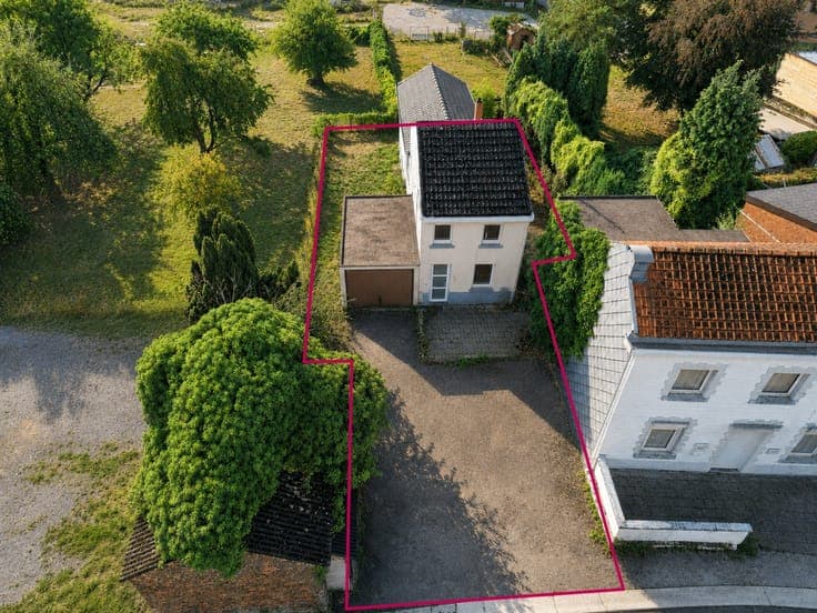 MAISON 4F - 2CH - 4 EMPLACEMENTS PARKING - JARDIN