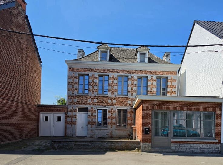 House in Mons