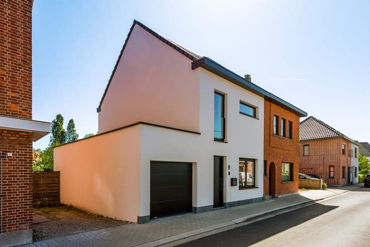 Modern bright family home with 4 bedrooms for sale in Bornem