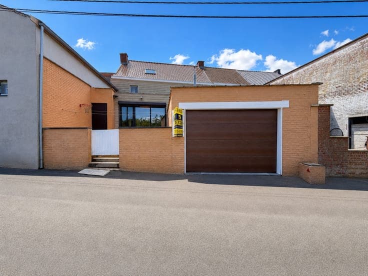 Te koop, Instapklare gezinswoning met garage en prachtig ...
