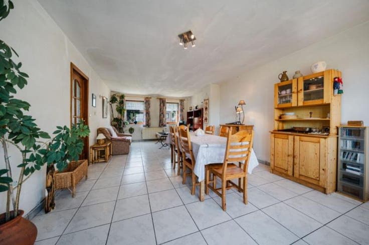 House in Velaine-sur-Sambre