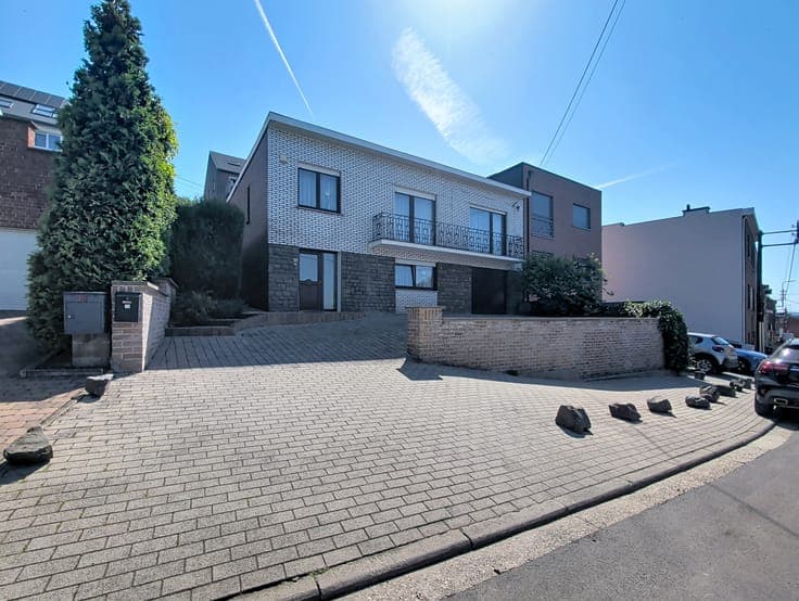 Maison 3 façades aux multiples possibilités