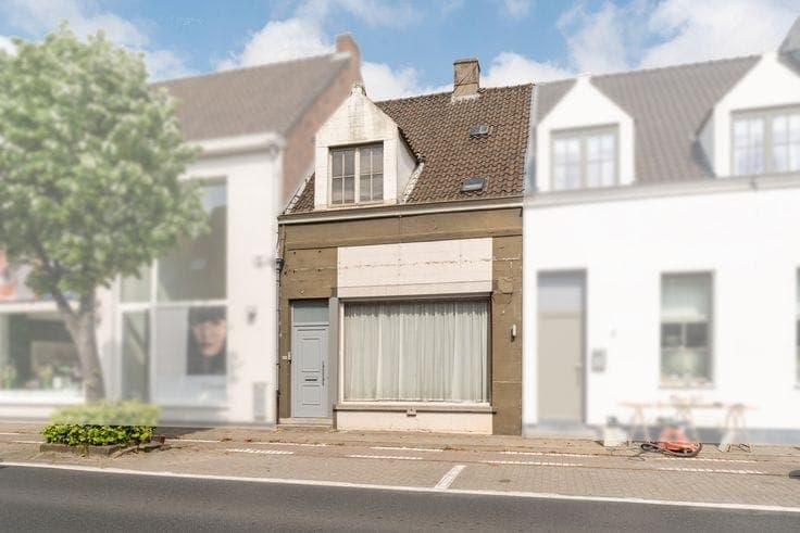 Property to renovate with potential for sale in Destelbergen
