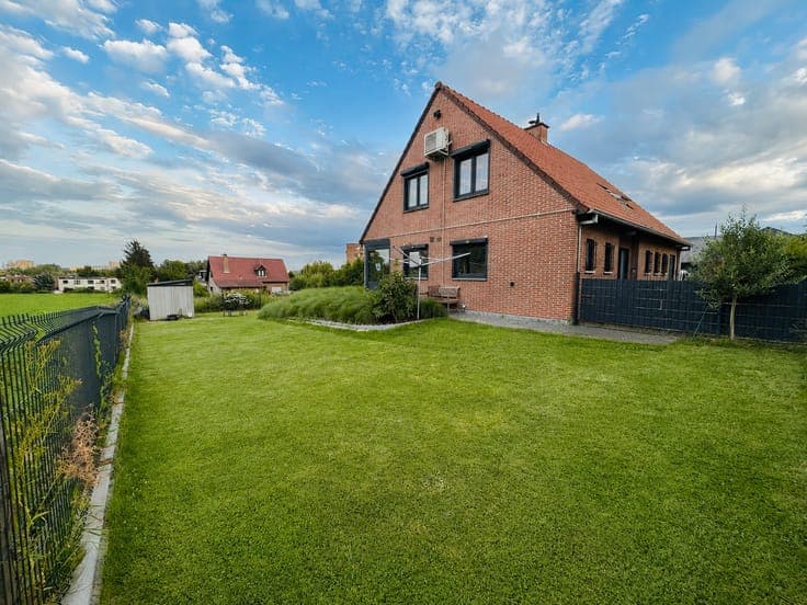 House in Asse