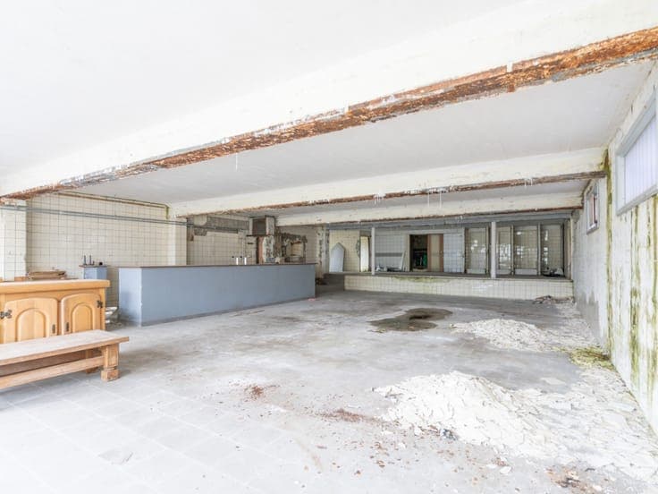 Real Estate Development Project with Permit for 5 Apartments