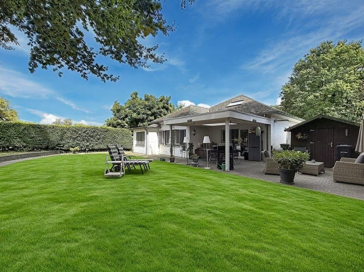Detached House – 3 Bedrooms – Landscaped Garden