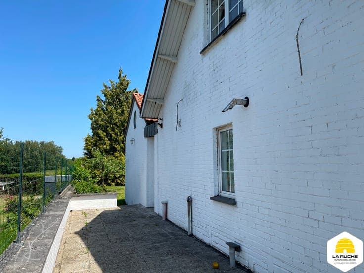 Villa 143,5m² nets, 5a10ca, 5 chambres, caves et garage