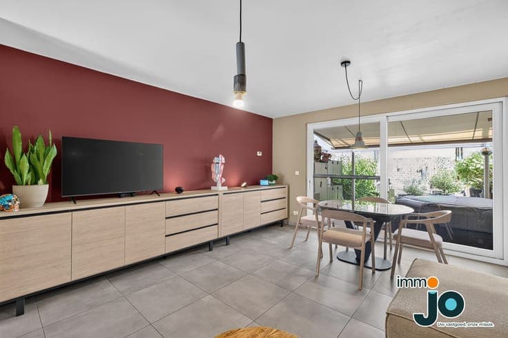 A modern, move-in-ready two-bedroom house with a lovely g...