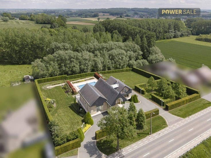 Luxury villa with swimming pool for sale in Geraardsbergen