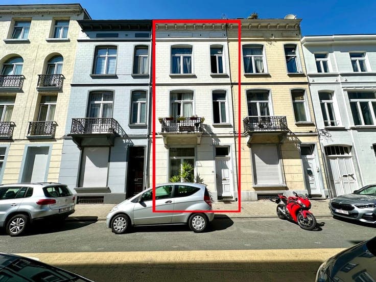 Magnifique maison de maître occupée en 2 appartements