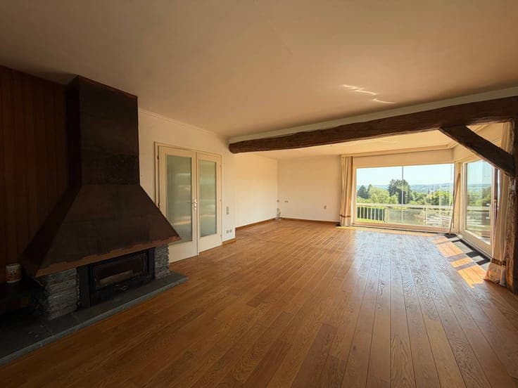 JOLIE VILLA DE PLAIN-PIED avec magnifique jardin dans cadre