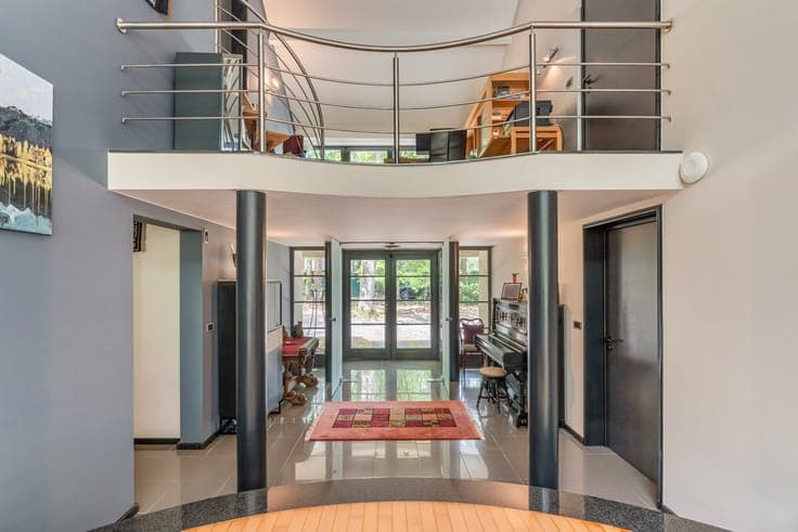 Ruime villa op 30 are in een rustige, bosrijke omgeving t...