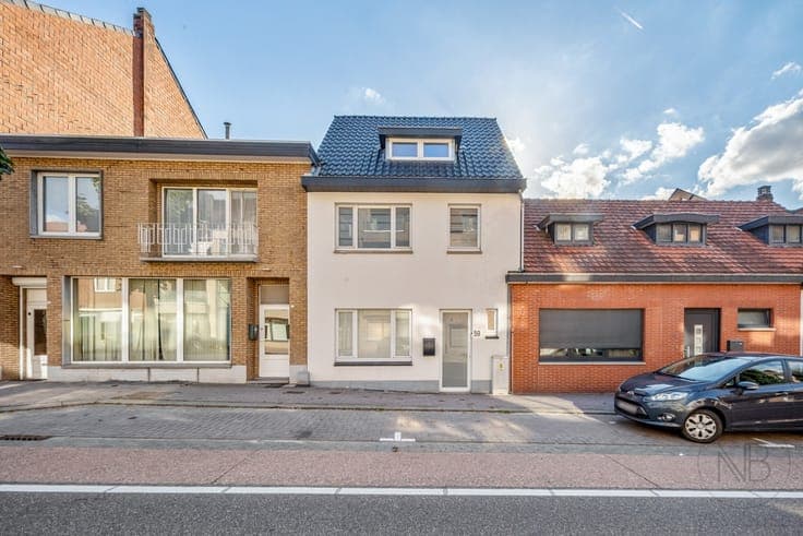 Instapklare rijwoning met leuke stadstuin