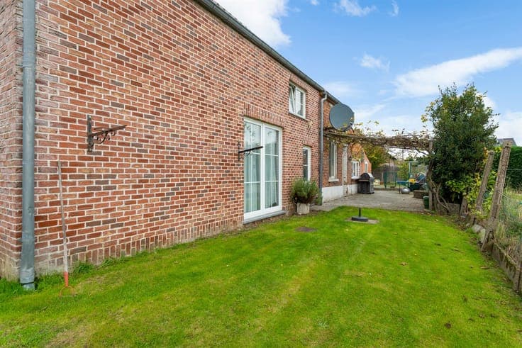 Quietly located home on a spacious lot