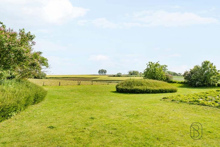 UNIEKE CHARMANT GERENOVEERDE VIERKANTSHOEVE (B&B)