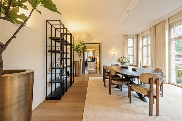 Exclusive villa on approximately 5,000 m² in Pelt
