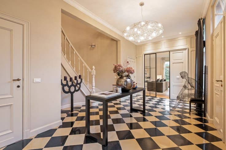 Exclusive villa on approximately 5,000 m² in Pelt