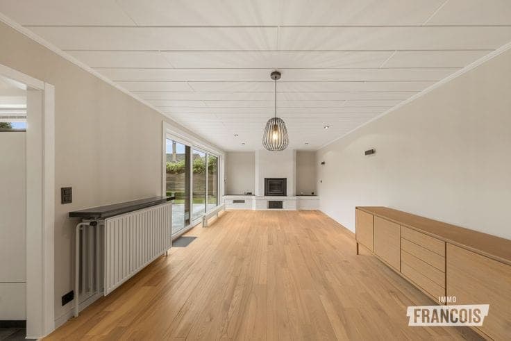 Ground-floor home with 3 bedrooms, garage and sunny garden in Bruges