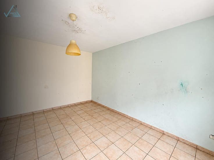 Pleasant family home with 2 bathrooms