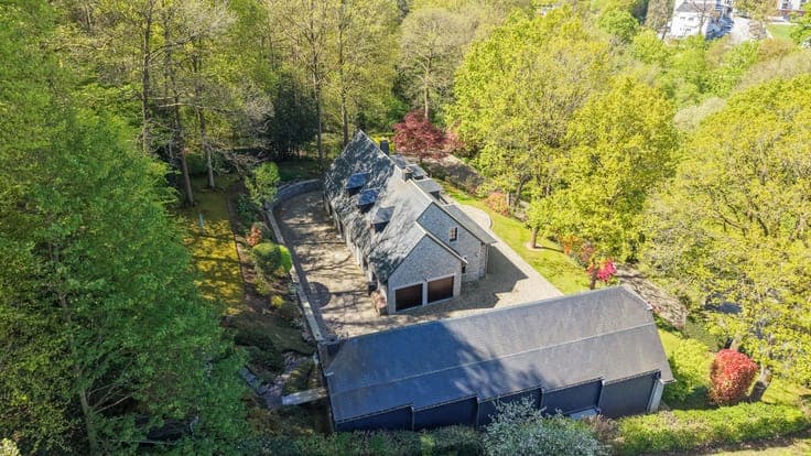 Villa en pierres sur les hauteurs de Huy !