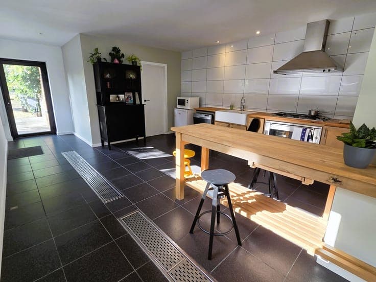 Charmante instapklare woning met zuidgerichte tuin op 1160 m